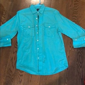 Men’s gap button down shirt